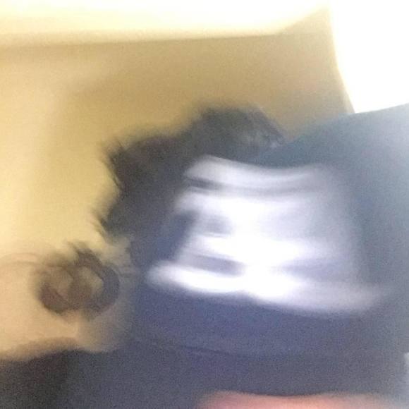 Meet your Posher, Angel - Picture 1 of 1